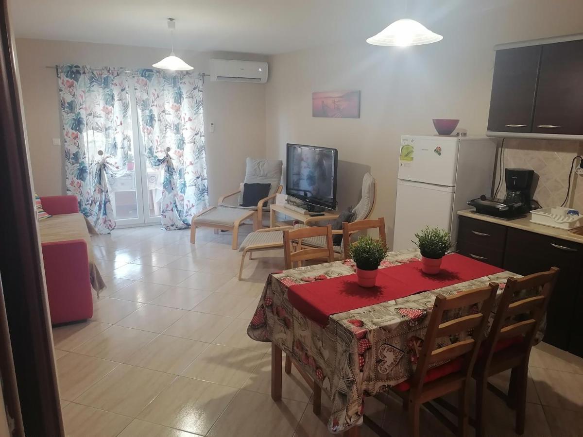 Asteride Apartment